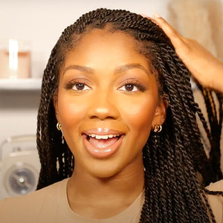 Travel Makeup: Must-Have Shades for Summer