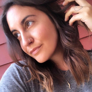 How To Use Makeup To Cover Sunspots