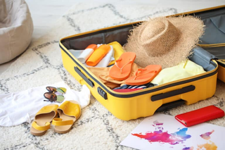 The Six Must-Have Travel Makeup Kit Essentials Every Jetsetter Needs